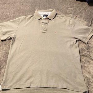 Tommy Hilfiger collared shirt size large